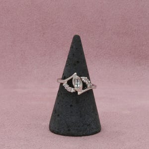 sterling silver marquise-cut cz ring size 7