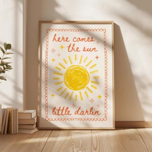 Impresión "Aquí viene el sol, pequeña querida", decoración para cama, decoración de apartamento, arte de pared femenino, arte de pared infantil, arte de pared de dormitorio, regalo para bebé recién nacido