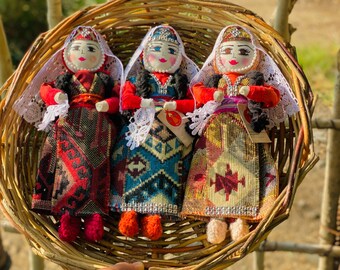 Poupées Folkloriques Arméniennes Assises - Fait Main, Taille 24 Cm (Neuf)