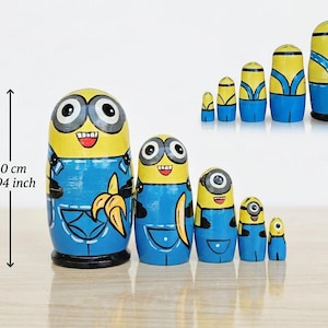 Matrioska in legno dipinte a mano, gialle, con personaggi dei cartoni animati, decorazioni per la cameretta dei bambini, regalo perfetto, prodotto in Ucraina.