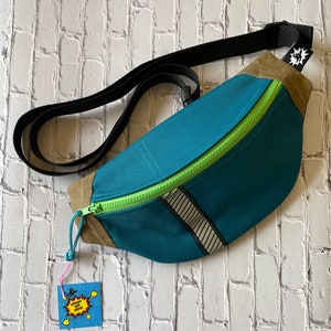 Plus Size Waist Bag 2x 3x 4x 5x 6x Fanny Pack Aqua Water Proof Sport bag Reflective Safety Stripe Cute Retro Hip Bag Unisex Sling image 8