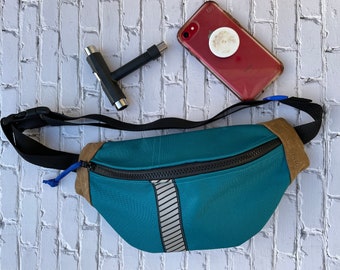 Aqua Water Proof Sports Waist Bag for Women or Men | High Visibility Teal Blue Canvas Hip Bag | Retro Vintage Bum Bag for Roller Skating