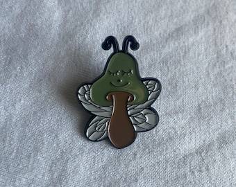 emaille pin lostbugbead paddenstoelfee