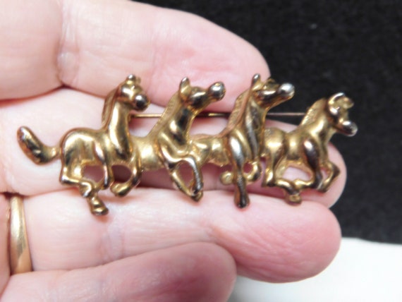 Four Galloping Horses Pin - image 1