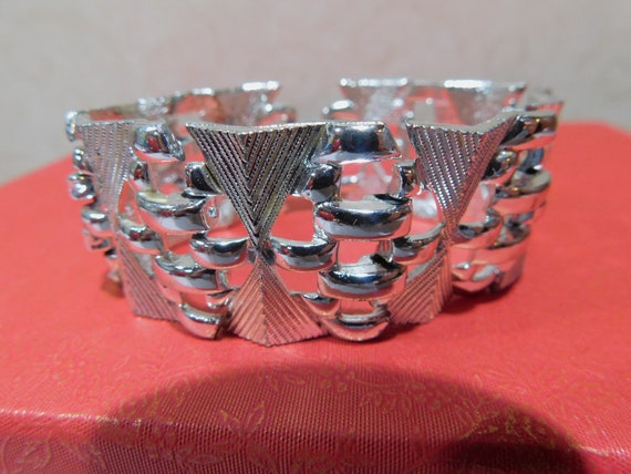Vintage Coro Silver Tone Cuff Bracelet - image 8