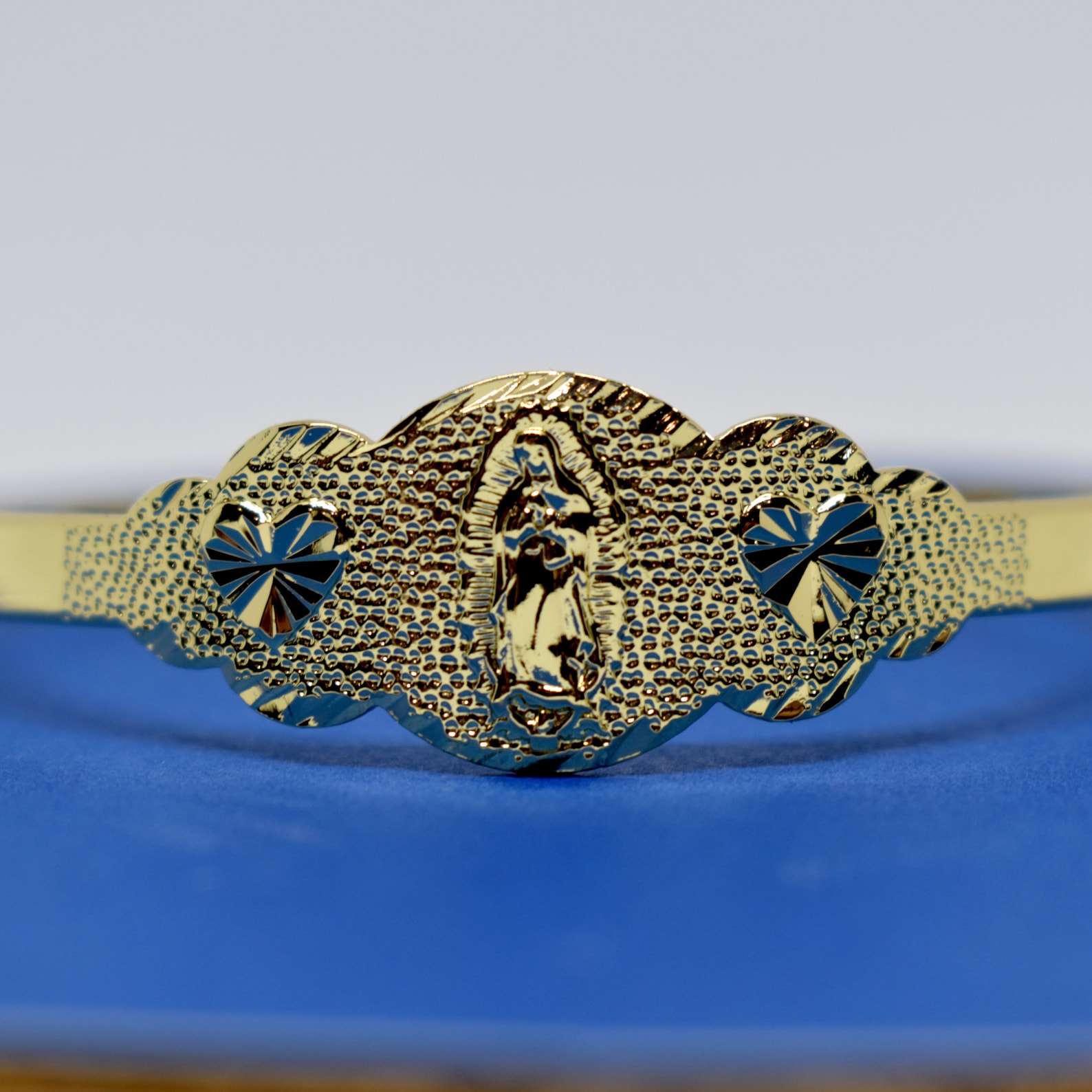 Virgin Mary Golden Bangle Gold Plated Virgin Mary Bangle Etsy.de