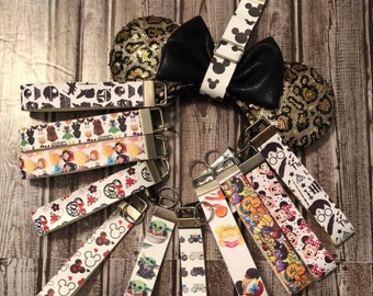 Mouse Ear backpack holders, sunglasses holder, Small lanyard for hanging Mouse Ears, Mouse Ear accessories, bag strap