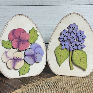 ufs pensée et fleurs lilas, Pâques, faux piqué, coeur, décoration de ferme, primitif, floral, cadeau, fichier SVG numérique uniquement