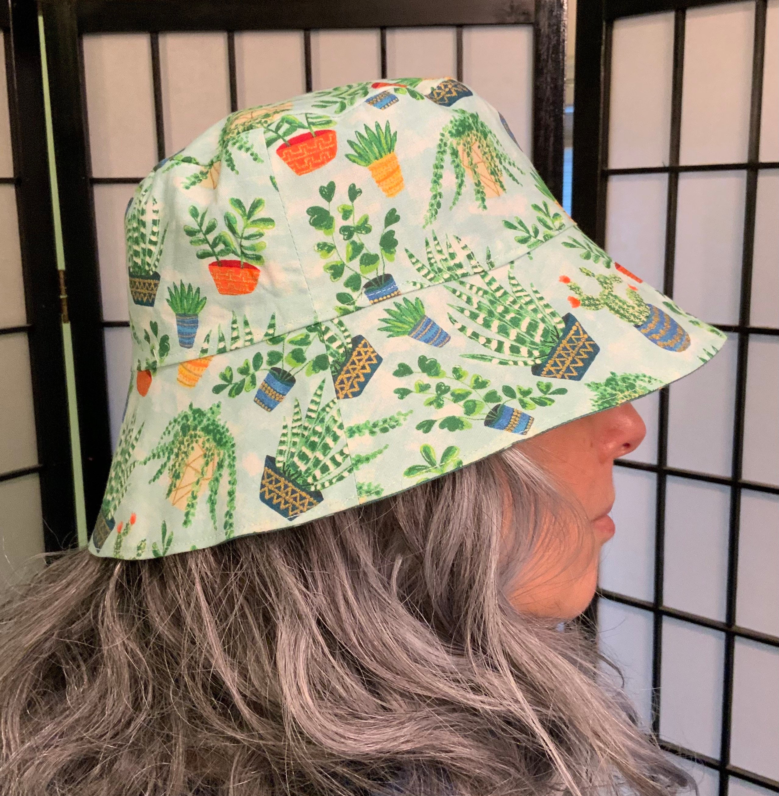 Single side and reversible bucket hats handmade, also made to order sizes S,M,L Noir Floral main image 3