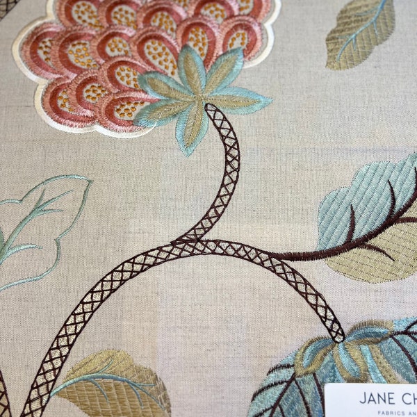 Tissu épais floral décoratif pour la maison ; Fleurs colorées et grenades brodées sur taupe étiquetées « Jane Churchill, Paradise Garden, multi »