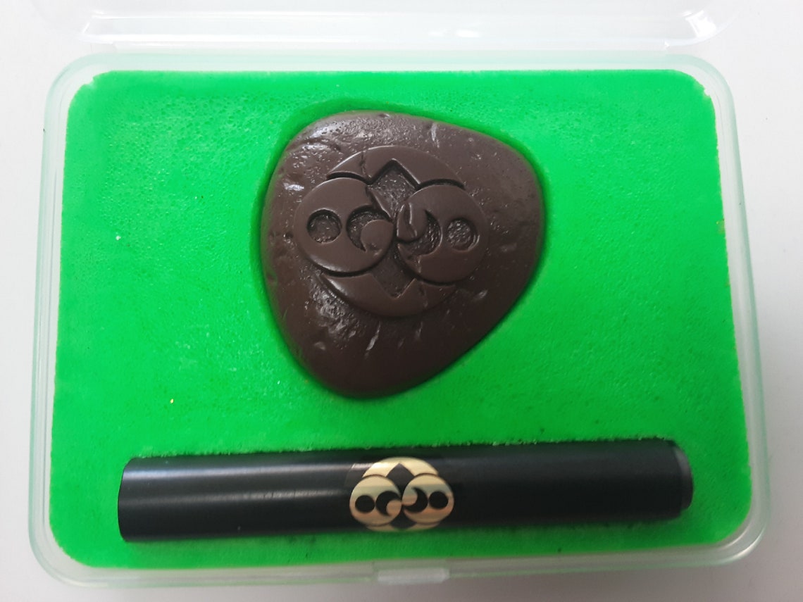 The Roswell Rock Replica - Etsy