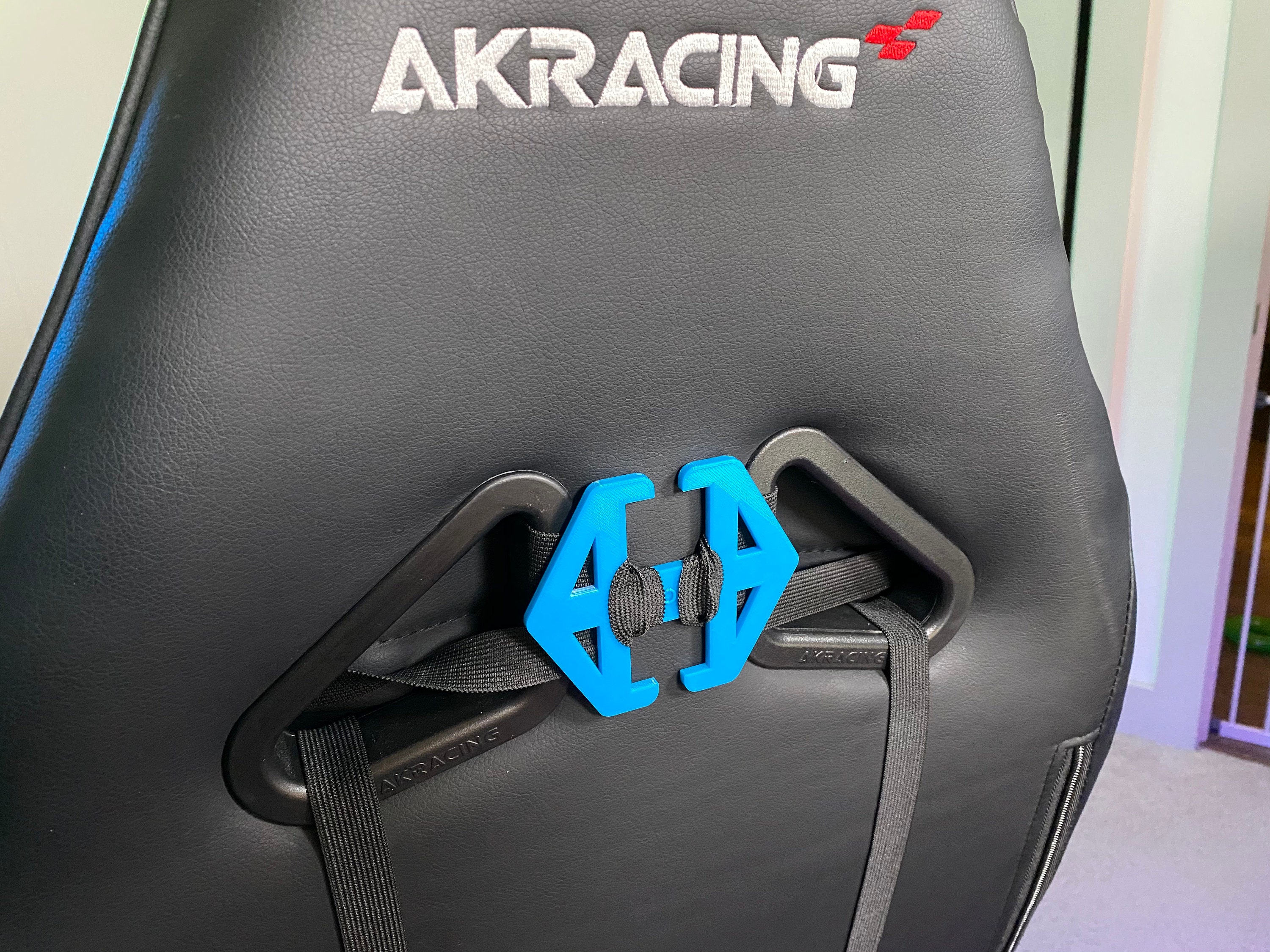 Gaming Chair Pillow Clip 