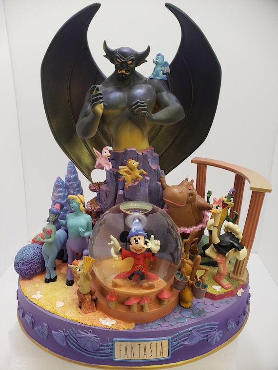 Disney Fantasia Mickey Mouse Sorcerer Musical Snow Globe Disney Fantasia Mickey Mouse Sorcerer Musical Snow Globe