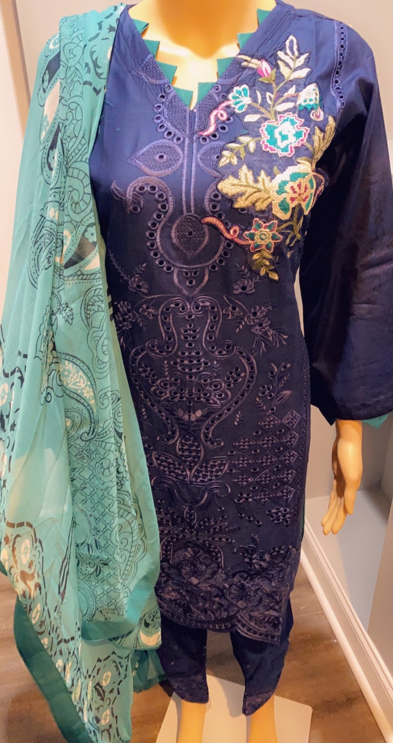 Pakistani salwar kameez Pakistani wedding dress Indian dress Pakistani ready to wear suit