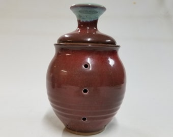 garlic jar/ mid-large in red