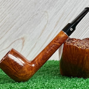 Kaywoodie UNSMOKED Prime Grain 1955-1972 Lovat #04 Vintage Pipe. Mid-Upper Tier Line in NOS Condition.  Well Aged Briar.  USA Made