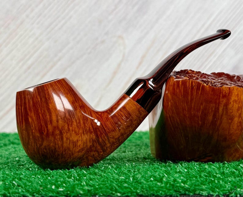 Werner Mummert Bent Egg (9mm) Hand Made Pipe by Top Artisan
