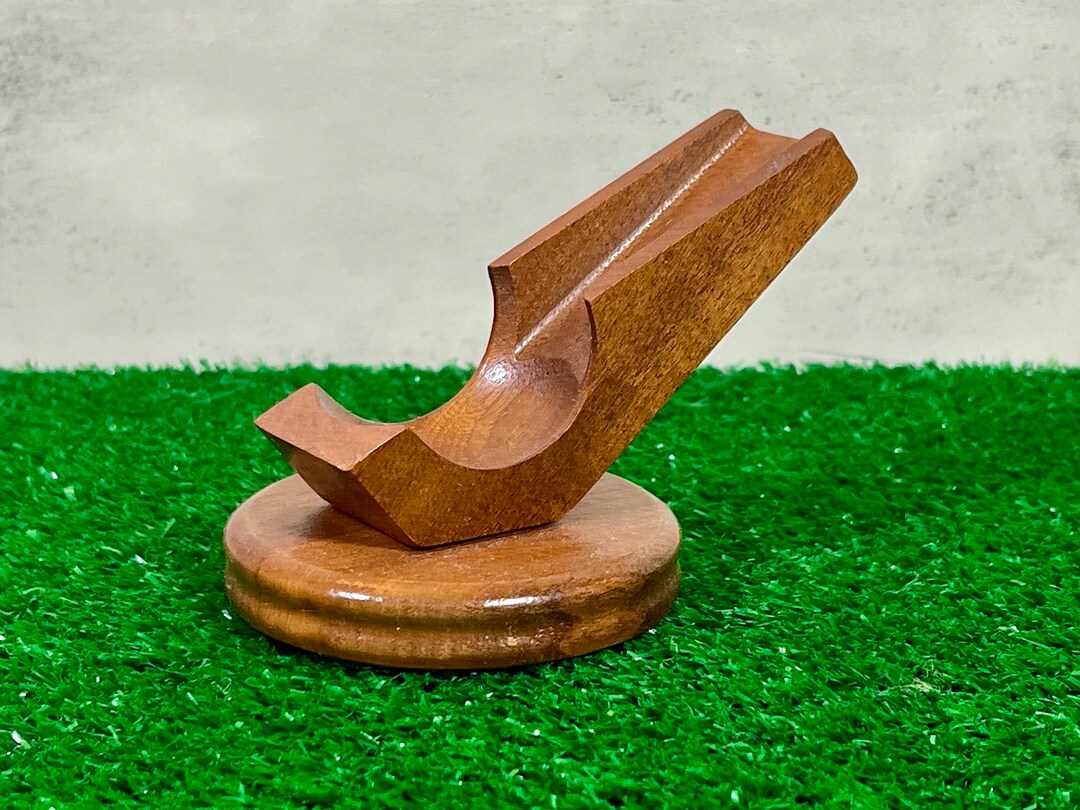 Vintage Midcentury Wood Pipe Rest / Pipe Stand in Excellent Condition