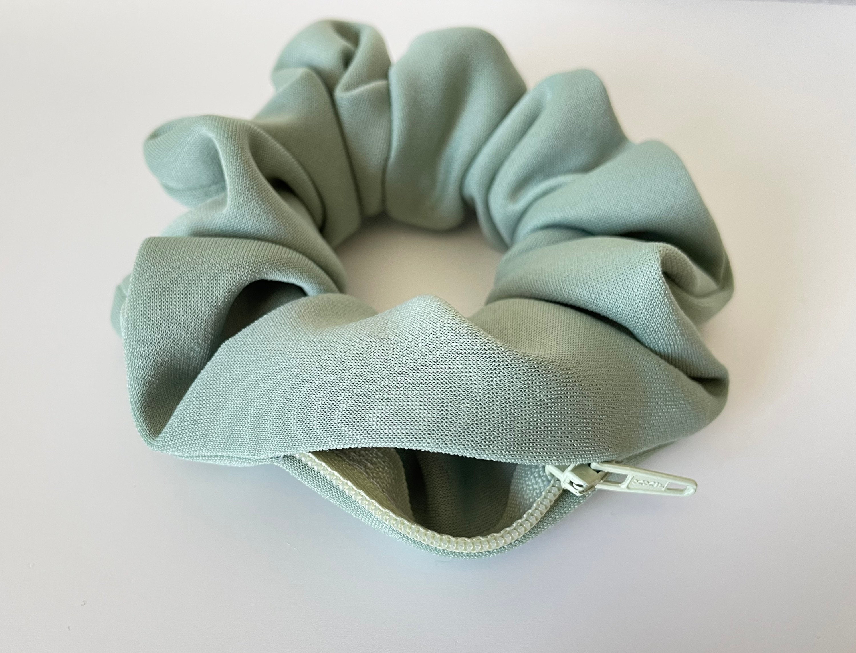 Sage Zipper Scrunchie / Hair Acessories / Pocket Scrunchie Sage Zipper Scrunchie / Hair Acessories / Pocket Scrunchie
