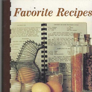 Bergholz Ohio vintage 1984 Church of Christ Favorite Recipes Cookbook OH Community Collectible Memorabilia Rare Local Gourmet Cook Book
