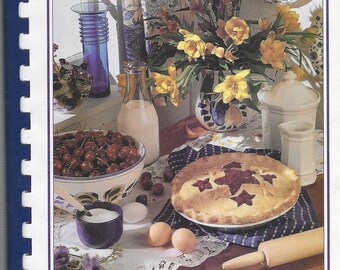 Montgomery Alabama vintage 1993 Pinedale Baptist Church Our Favorite Recipes Cookbook AL Community Collectible Memorabilia Rare Cook Book