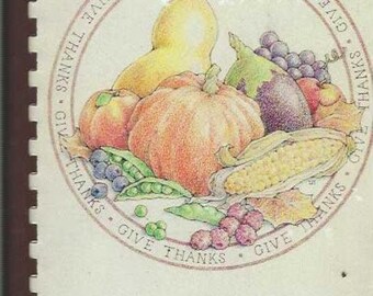 Oak Creek Wisconsin vintage 1994 Community Methodist Church Incredible Edibles Cookbook WI Favorite Recipe Collectible Memorabilia Cook Book