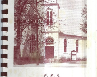 Findlay Ohio vintage Grace ECWMS Church Cookbook OH community Favorite Recipes Local Ads Collectible Souvenir Spiral Bound Rare Cook Book