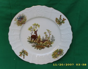 Platos de postre y pan con mantequilla de Bernadotte Alce Ciervo Zorro Conejo Jabalí Patrones de vida silvestre Importación checa Borde dorado en relieve Peces Patos Codornices + Más