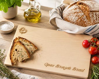 Wooden cutting board with engraving | Grandpa's and Dad's snack board | Snack board with pretzel motif | Gift for Grandpa & Dad