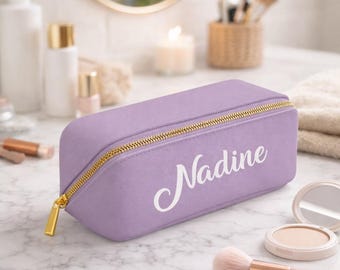 Personalized cosmetic bag with name – makeup bag made of faux leather in Saffiano look – gift for women