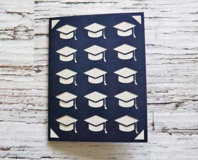 Carte de remise des diplômes en français faite main, Félicitations, Carte de remise des diplômes en français, Carte de félicitations, Carte avec capuchons de mortier et pompons image 1
