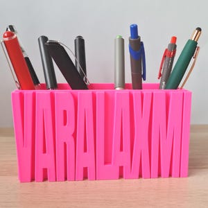 Organizador de escritorio personalizado impreso en 3D, soporte para bolígrafos con nombre personalizado, regalo de cumpleaños, accesorios de escritorio, idea de regalo, almacenamiento de bolígrafos, elige tu color