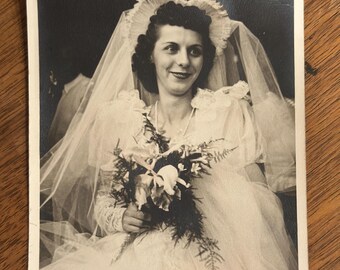 Vintage Black and White Wedding Photograph (4"x6")