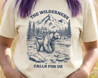 Vintage Bear Hiking Tee, Wilderness Calls Typography, National Park Style (100% Cotton)