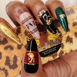 Pyramid Queen B Press on nails Fake nails False nails Artificial nails Glue on nails image 1