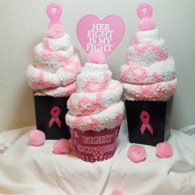 Pink socks, breast cancer socks, pink breast cancer socks, sock cupcakes, breast cancer cuocakes socks, pink cancer socks,