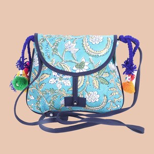Hand Block Gedruckt Schultertasche für Frauen | Geflochtene Sling Taschen | Handgemachte Taschen | Baumwollblumen Tasche | Lange verstellbare Schultertasche | Crossbody Taschen