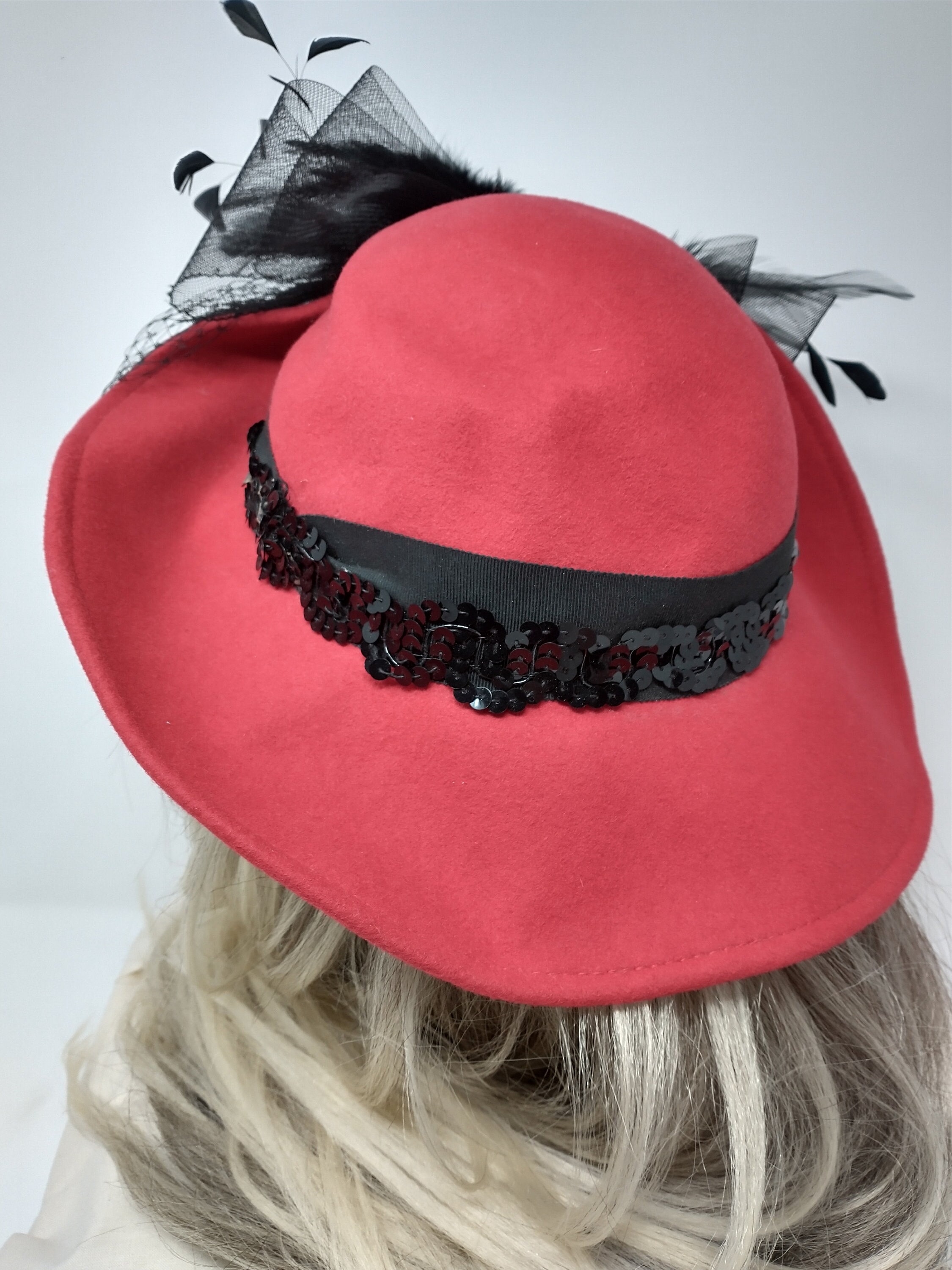 Vintage and Glorious Red 100% Wool Cloche/bowler Hat  display picture 1