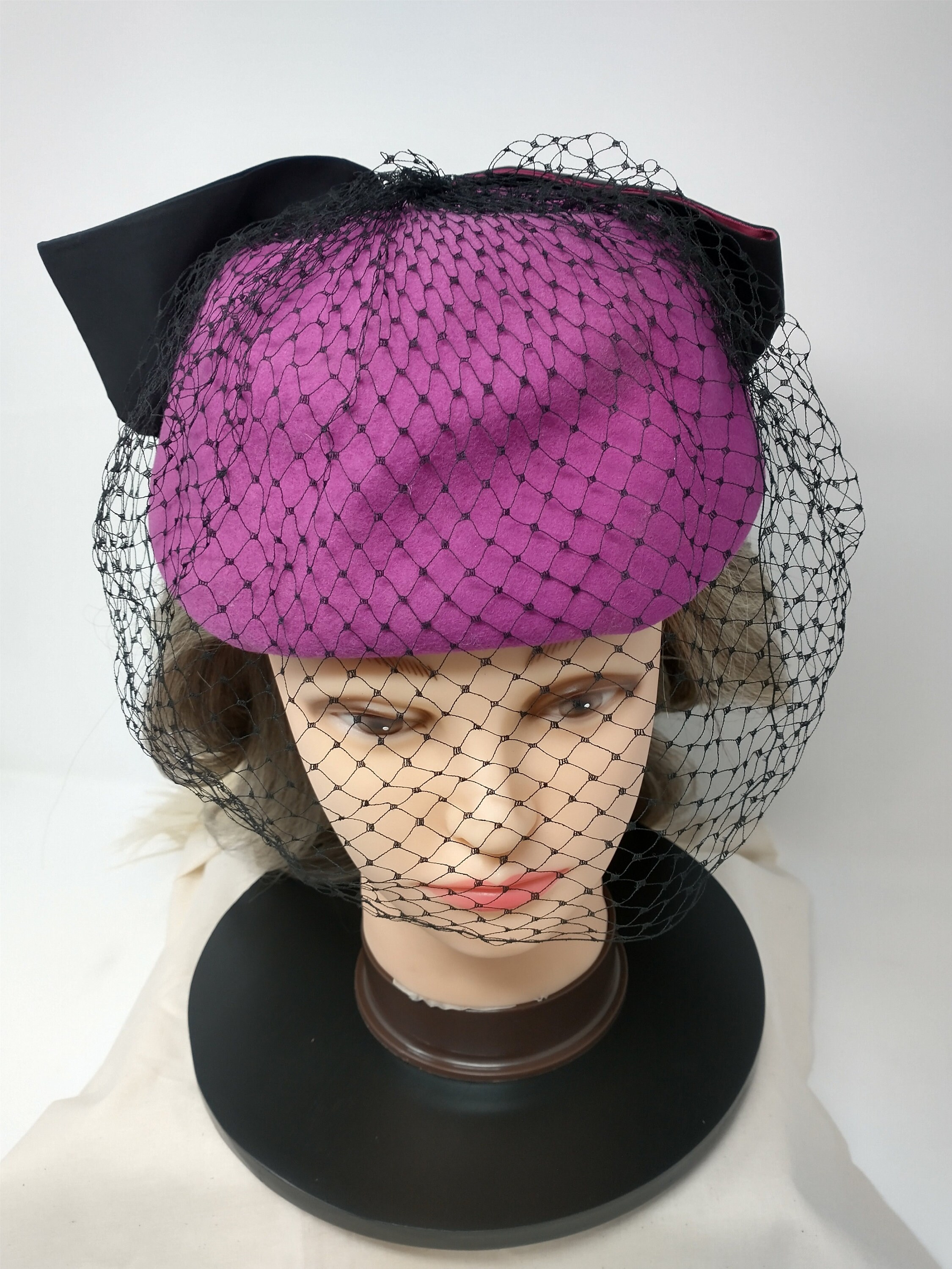 Vintage Michael Howard Purple 100% Wool Pillbox Hat/ Made in USA. Vintage  main image 4
