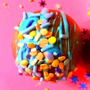 Hot Chocolate Bombs, Surprise inside, Chocolate treats, Wedding favors, Bridal treats, Baby Shower Treats, Birthday Party