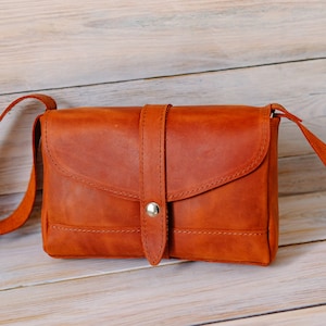 leather bag, Small women&#39;s bag, Leather Crossbody Bag, Date bag, Convenient bag, Lady&#39;s bag, Bags For Women, Handmade exclusive to her