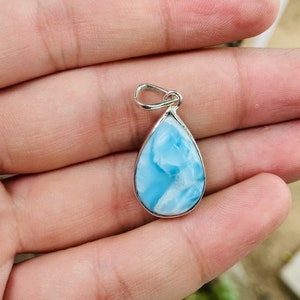 Colgante Larimar, collar Larimar, calidad AAA azul Larimar, colgante larimar en forma de lágrima grande, joyería de plata de ley 925 pulida hecha a mano.