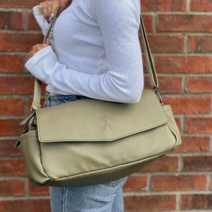 Green Baby Stroller Organiser, Vegan Leather Buggy Organiser, Water-Resistant Changing Bag, Wipe Pocket, Stroller Bag, New Mom Gift