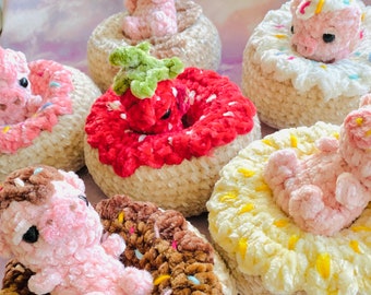 Pigstry Piglet Donut pastry plushie/ plush/Arumagumi/ crochet/Kawaii/ Cute
