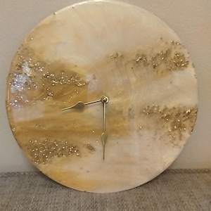 Stylish Modern Resin Wall Clock
