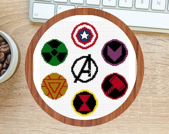Modèle de point de croix couleur Logo Avengers. PDF. Modèle de point de croix Marvel.