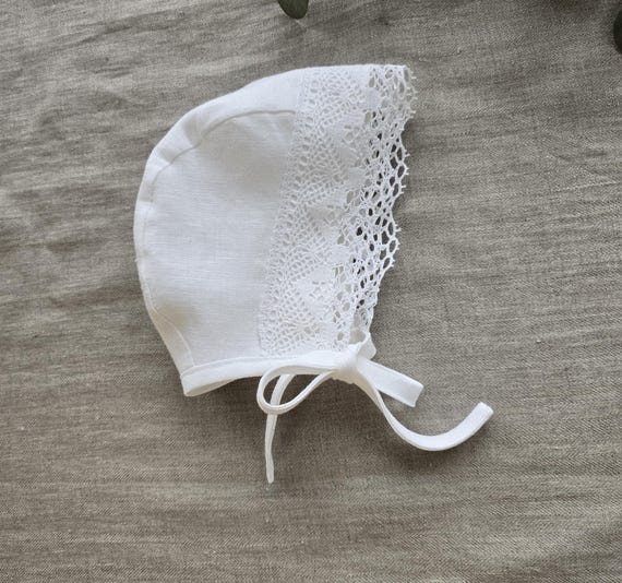 Linen White Baby Bonnet, Ruffle Lace, Vintage Style Sun Hat  display picture 3