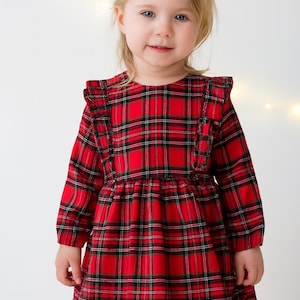 Vestido navideño de bebé a cuadros con volantes y conjunto de manga larga con estampado de tartán.