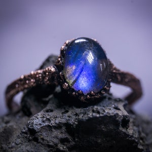 Labradorite Ring | Forest Witch Ring, Baba Yaga Jewelry, Customizable Copper Ring, Norse Pagan Aesthetic, Celtic Goth Ring, Elven Gift Box