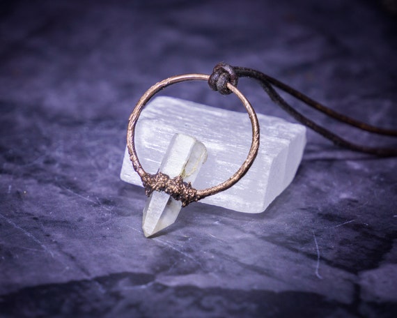 Crystal on sale necklace aesthetic